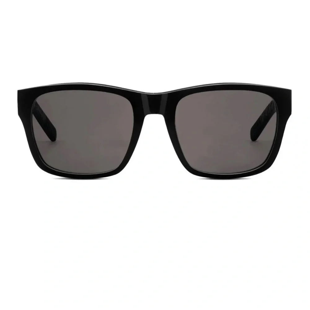 Dior Men’s Black/Smoke Sunglasses (NWT)